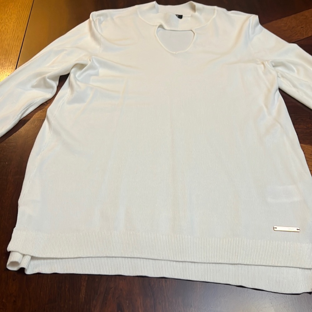 Women’s mock turtle neck lightweight sweater